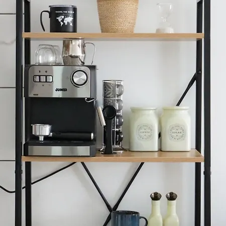 Nomad's Nest - Quiet Flat With Terrace شقة أيا نابا